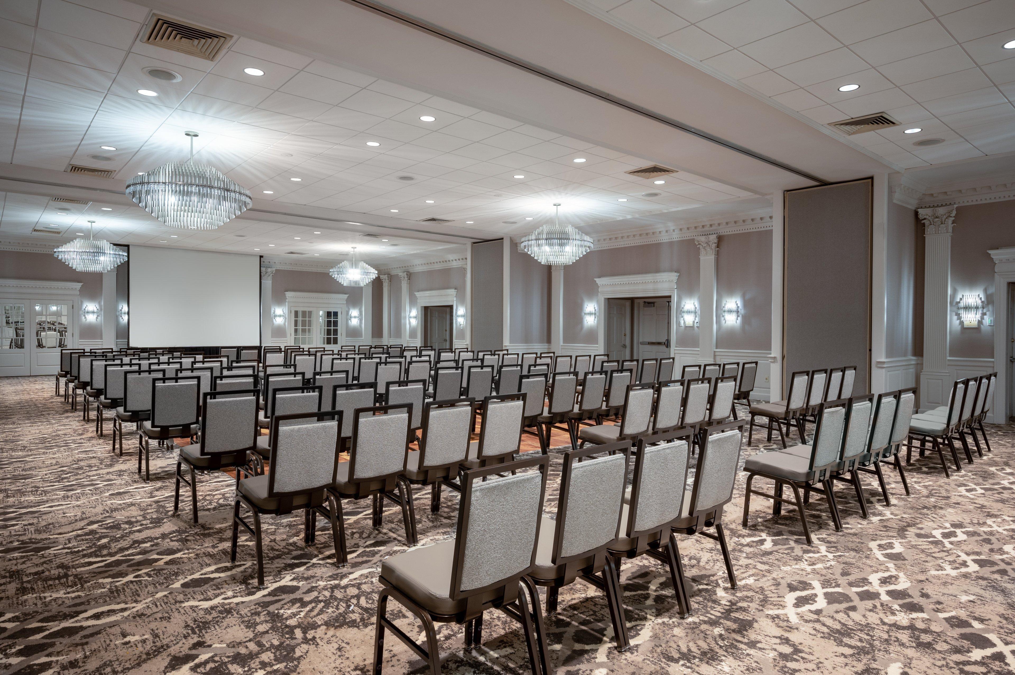 Crowne Plaza Albany - The Desmond Hotel Exterior photo