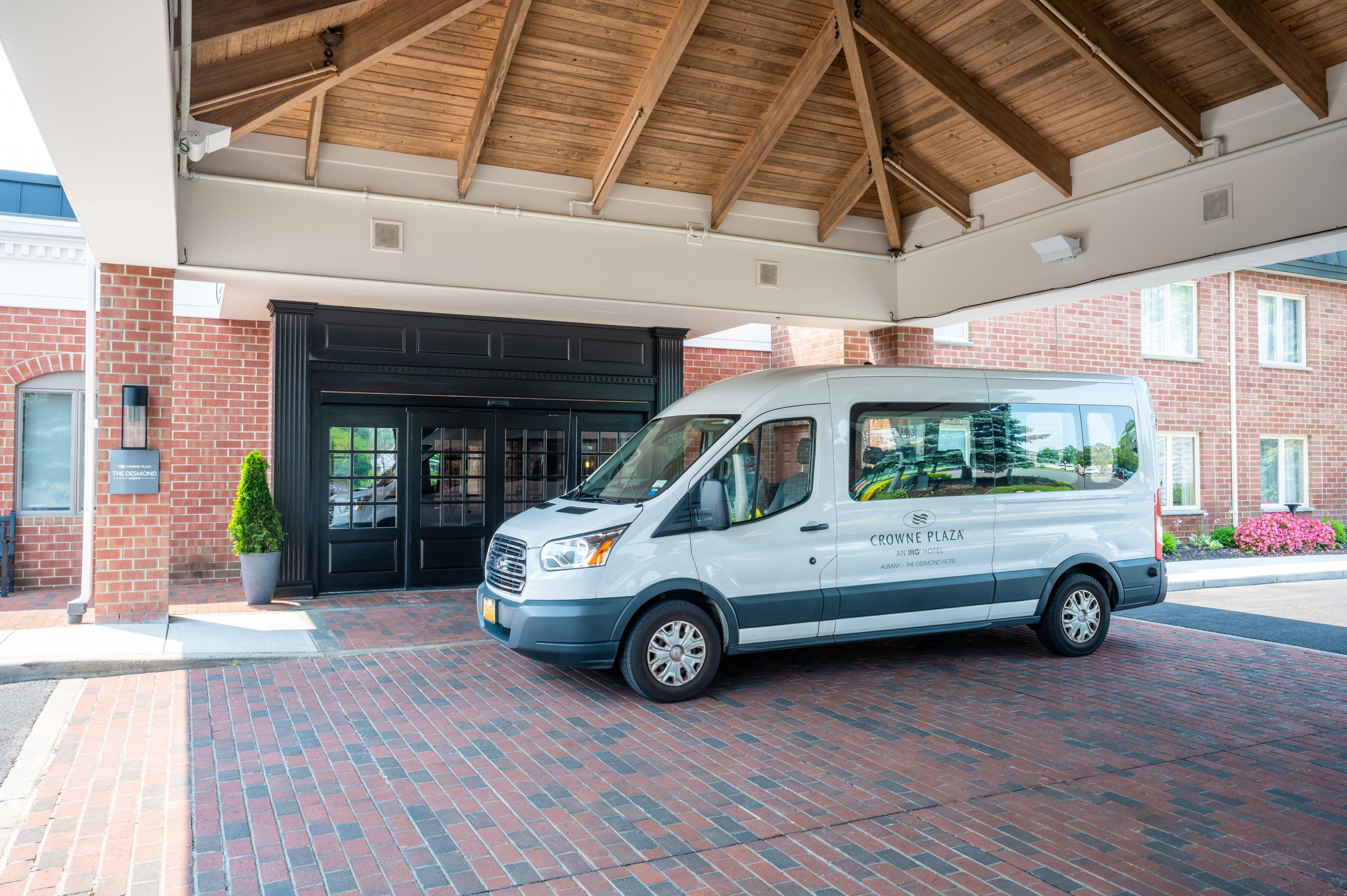 Crowne Plaza Albany - The Desmond Hotel Exterior photo