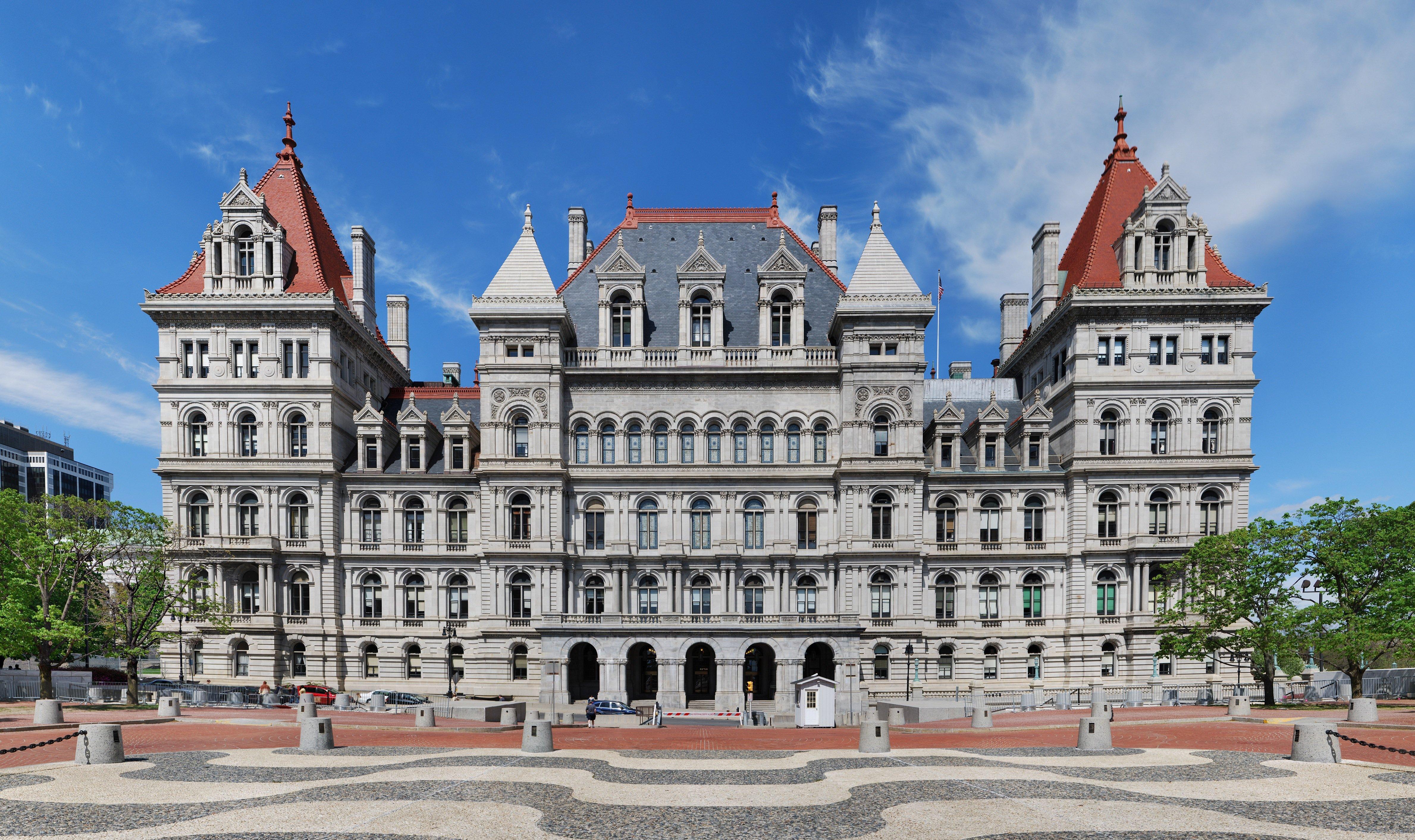 Crowne Plaza Albany - The Desmond Hotel Exterior photo